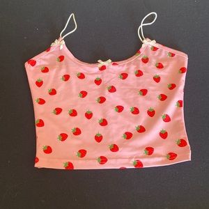 Strawberry crop tank